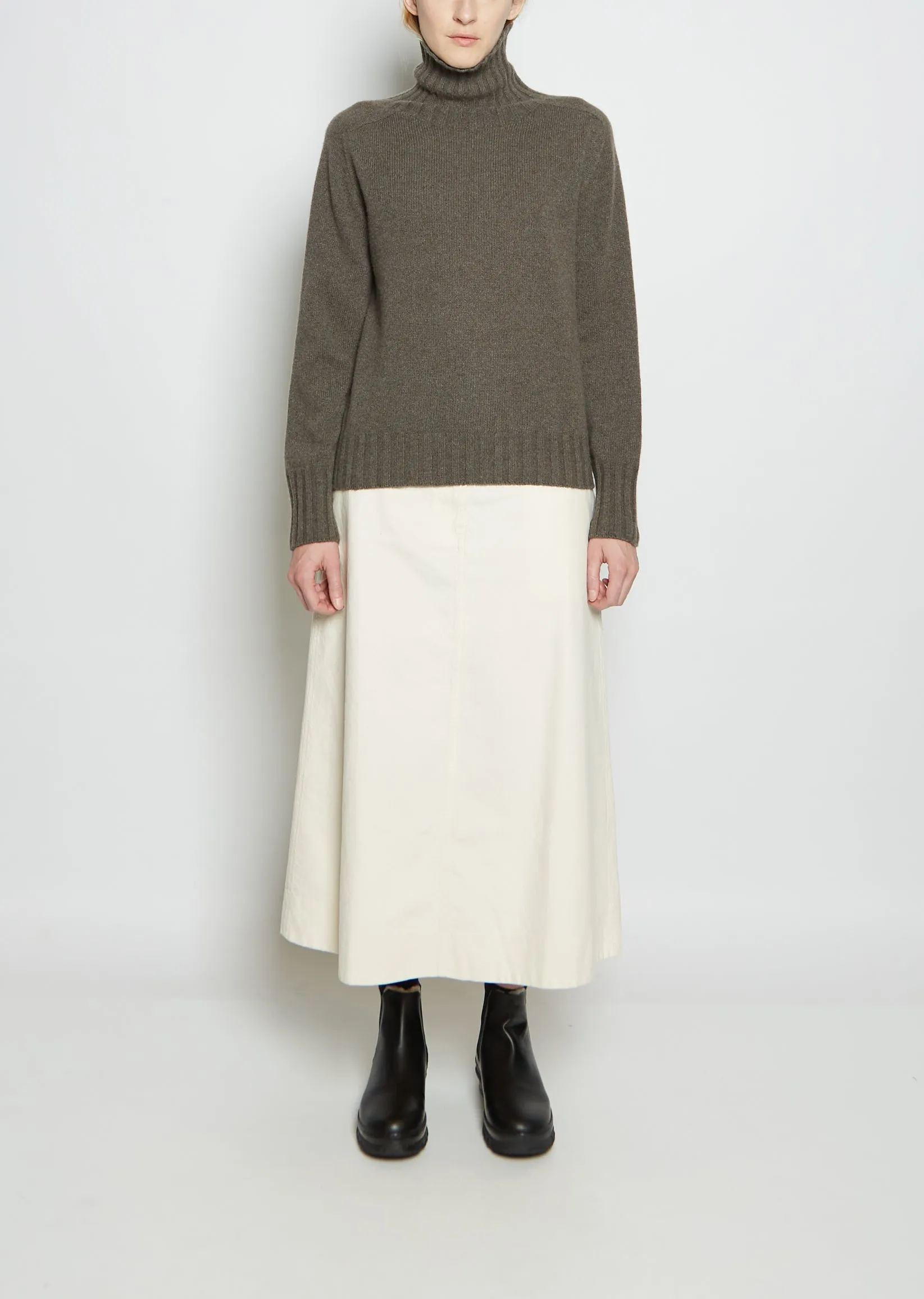 Cashmere Wide Roll Neck — Hedgehog