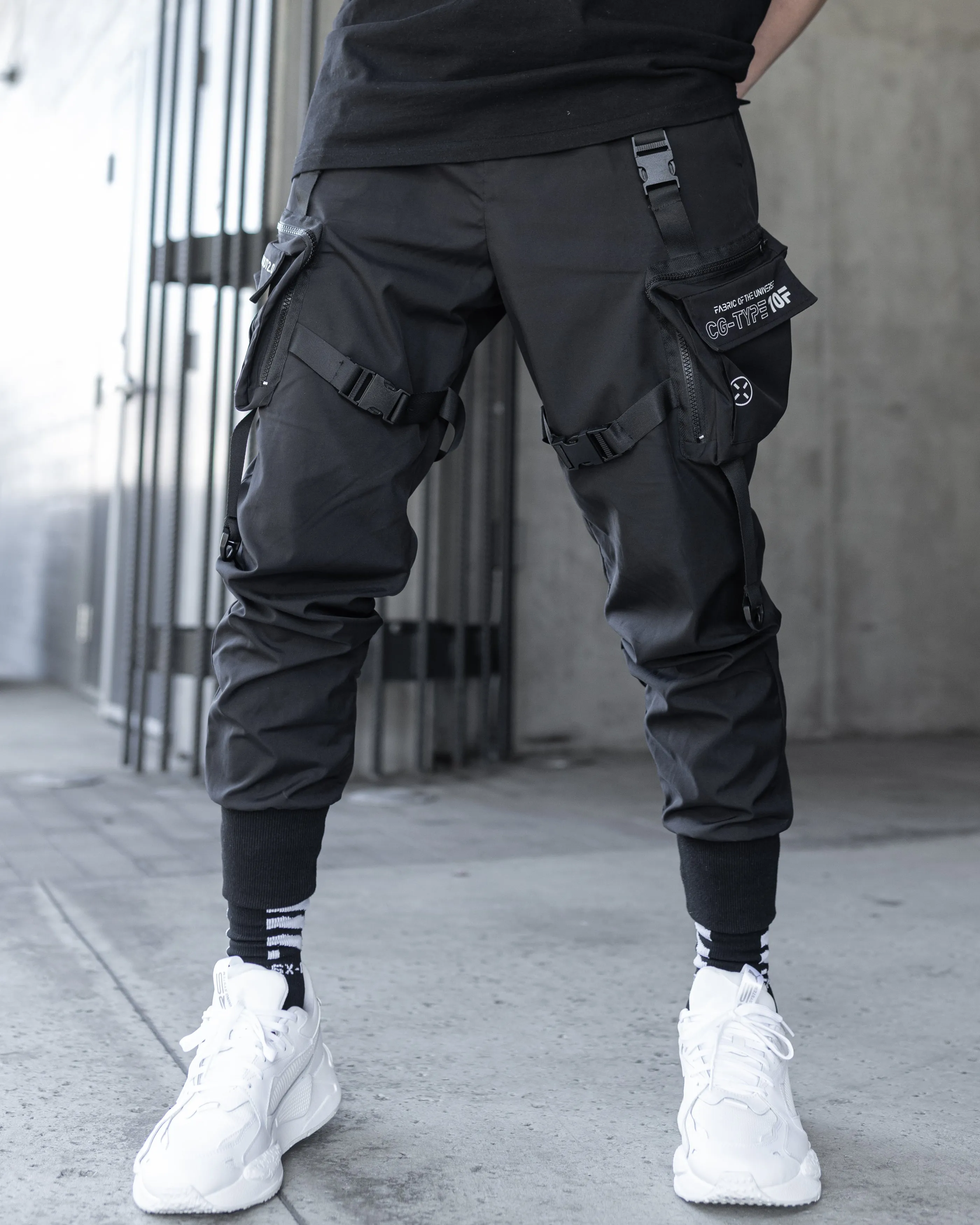 CG-Type 10F Black Cargo Pants