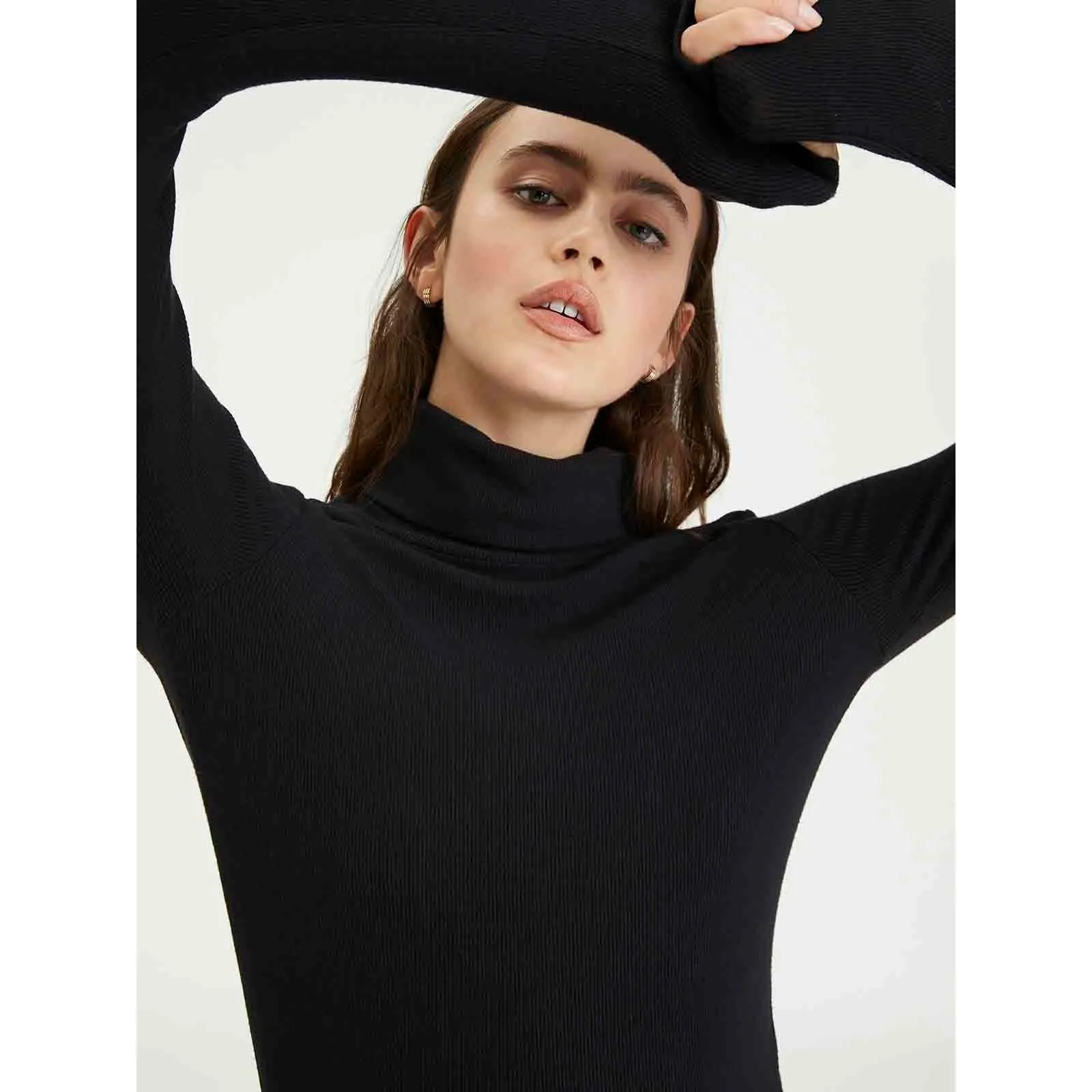 Essential Turtleneck Top