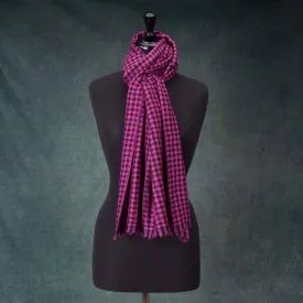 Houndstooth Shawl Fuchsia