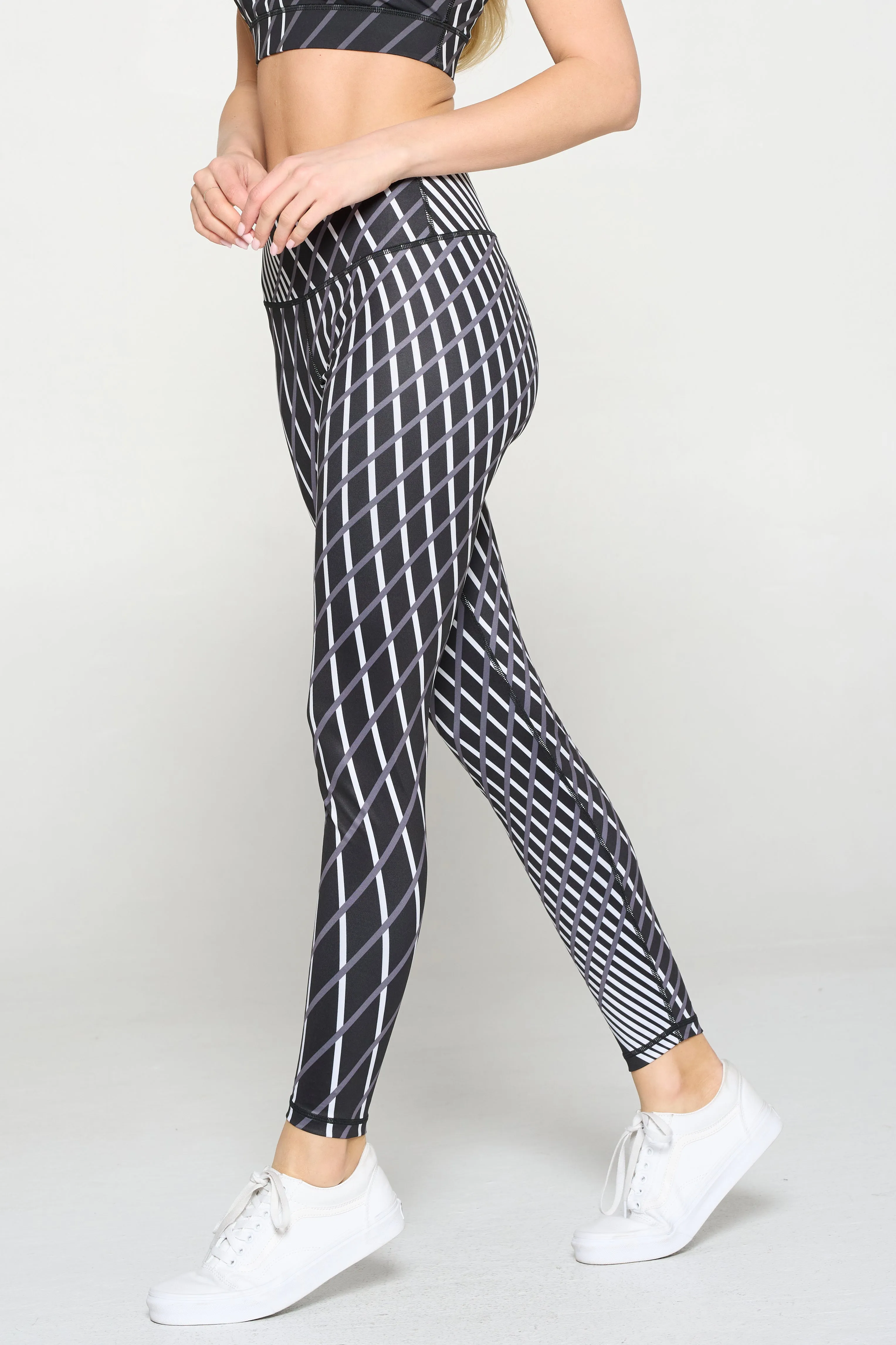 On the Grid Active Leggings