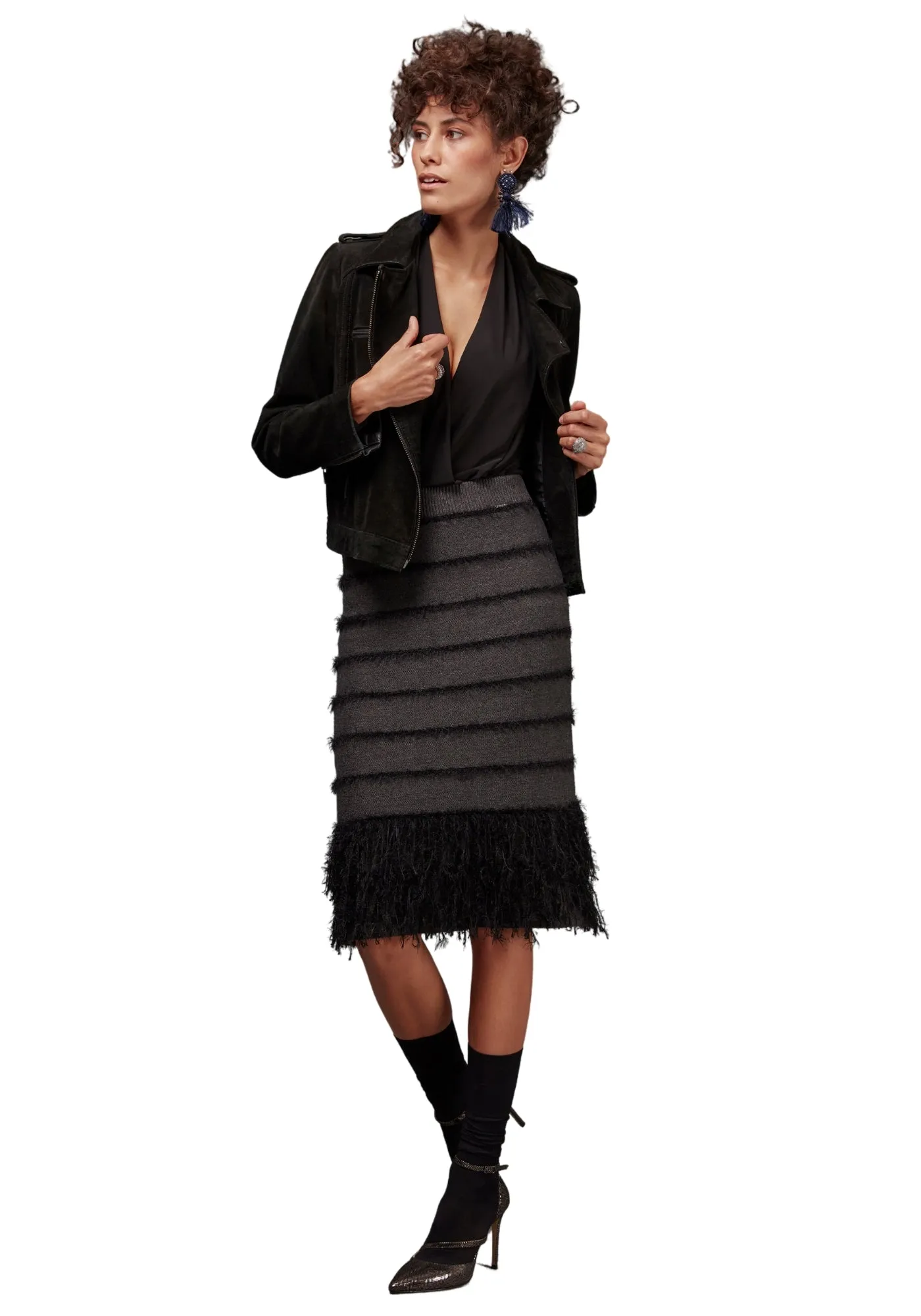 Stretchy Elastic Waist Knitted Black Pencil Skirt with Tassels